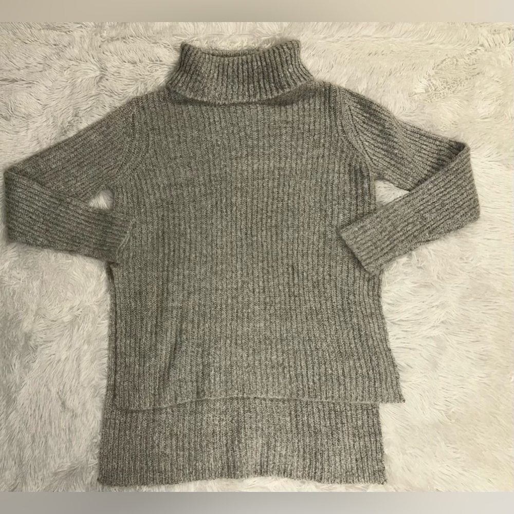 forever 21 knit turtle neck sweater size large